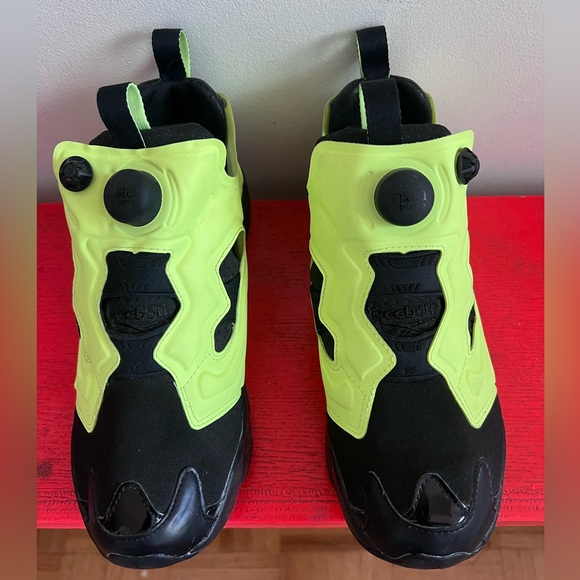 BRAND NEW! Reebok instapump pump fury black neon yellow - Picture 5 of 6
